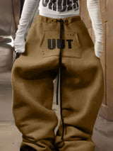 Men's Deconstructed Kangaroo Pocket Letter Print Wide Leg Pant SKUL36402