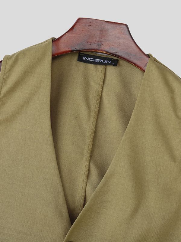 Men's Solid Color Pleated Skirt Two Pieces Outfit SKUL41268