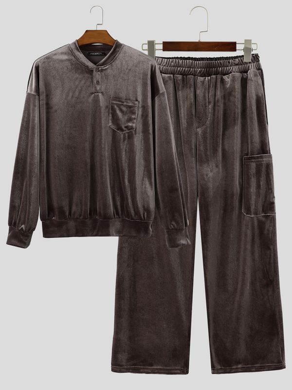 Men's Quiet Luxury Early Autumn Shimmering Velvet Henley Neck Cargo Pocket Two Pieces Outfit SKUL81067